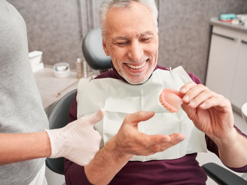 Dentures Explained: Types, Benefits, Procedure, Cost, and Maintenance Guide