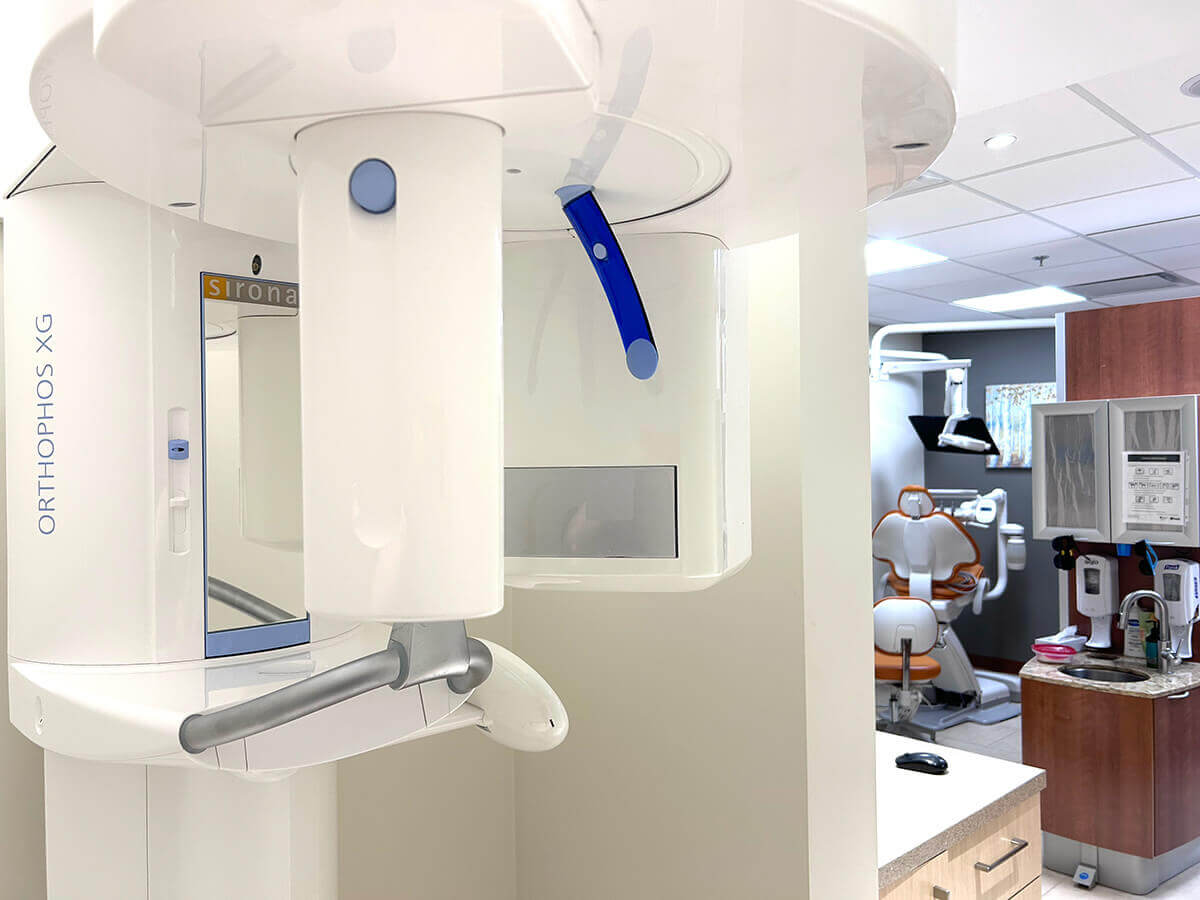 Floss & Gloss Dental Office Image 9